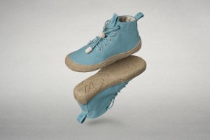 Blue Kids' Wildling Pegasus Resouled Barefoot Shoes | UK-IPTOME341