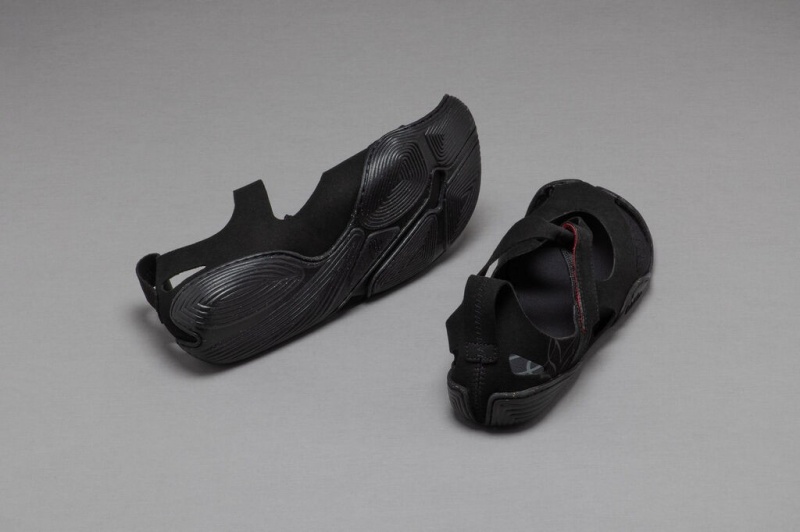 Black Men's Wildling Feder Sandals | UK-YQFNWM812