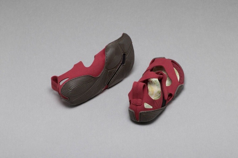 Fuchsia Kids' Wildling Feder Sandals | UK-MTKJUC507